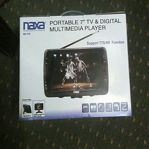 Portable 7" TV & Digital Multimedia Player